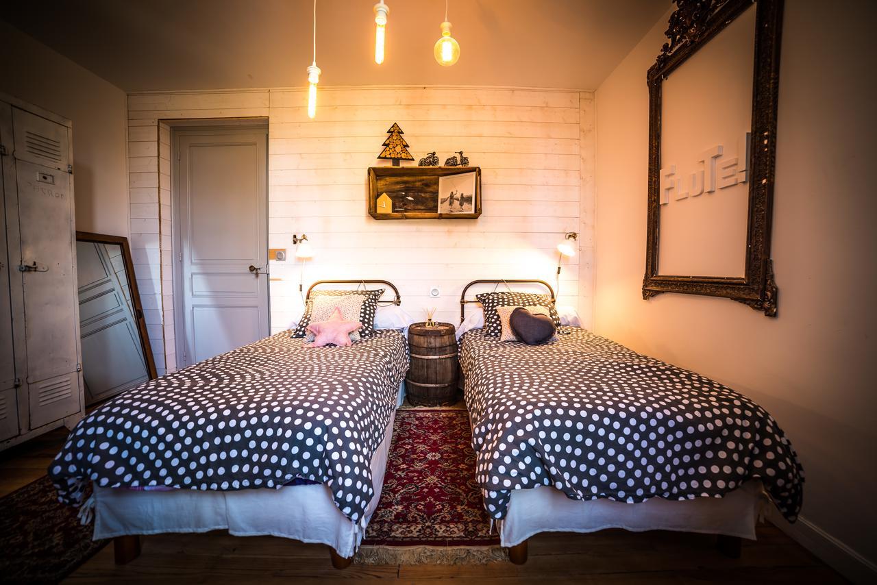 Les Chambres De Lily Carresse Eksteriør billede